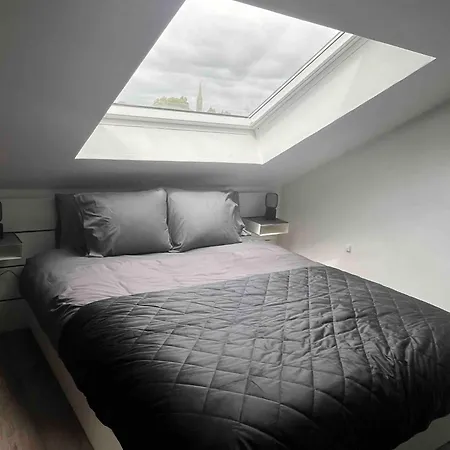 Le Petit Port - La Belle Etoile Sedan